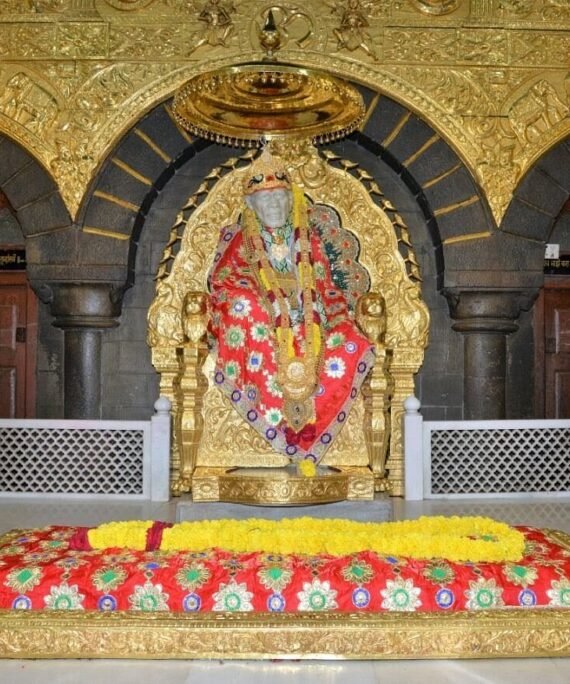 Hyderabad to Shirdi Tempo Traveller